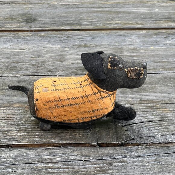 Vintage Schuco 1940s Clockwork Scotty Dog Tippy Tin Toy Windup with Key Germany - Picture 1 of 10